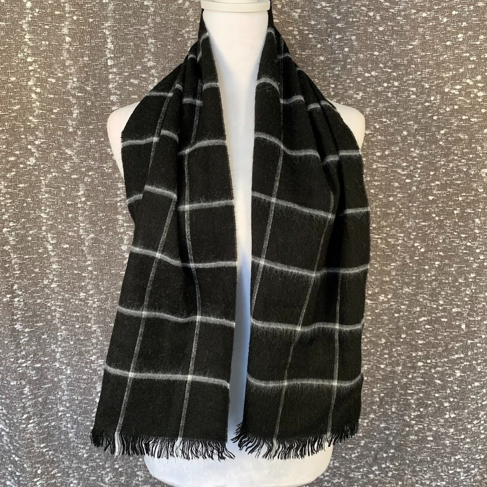 Don Loper‎ Beverly Hills Unisex Neck Rectangle Scarf Black/White Plaid Fringe